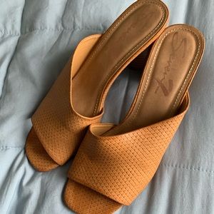 Brown leather slides by Seven7- only worn once